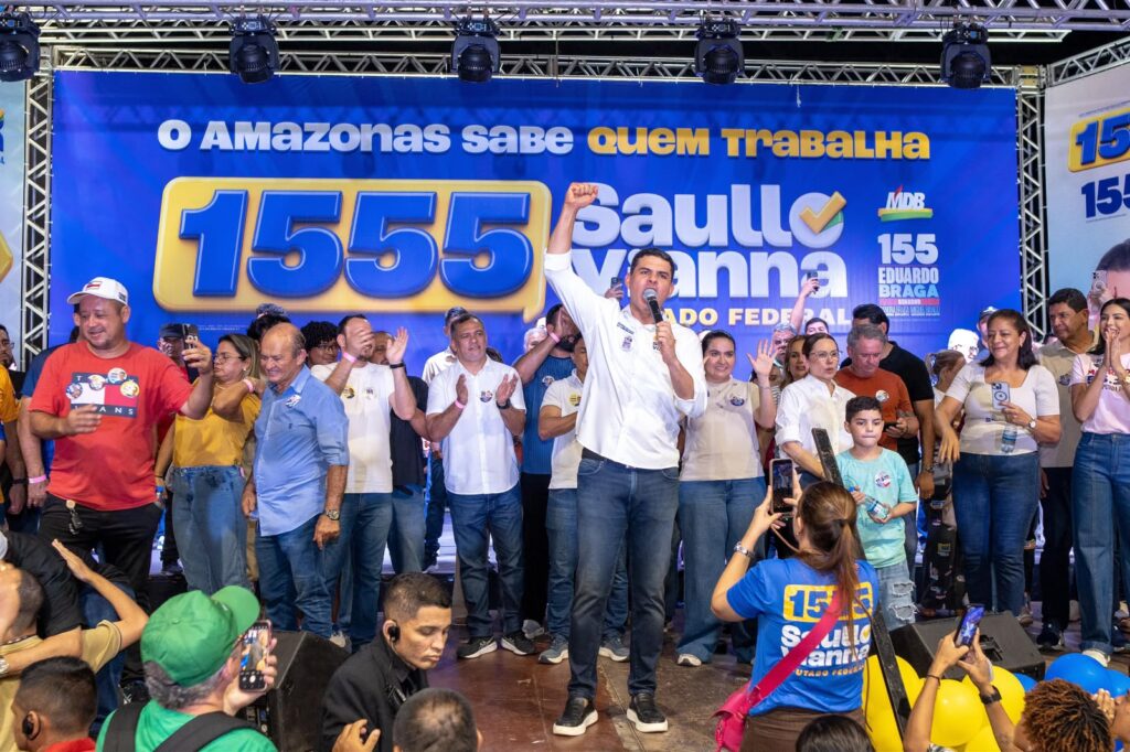 Em evento lotado, Saullo Vianna dá largada em Manaus à campanha pela reeleição